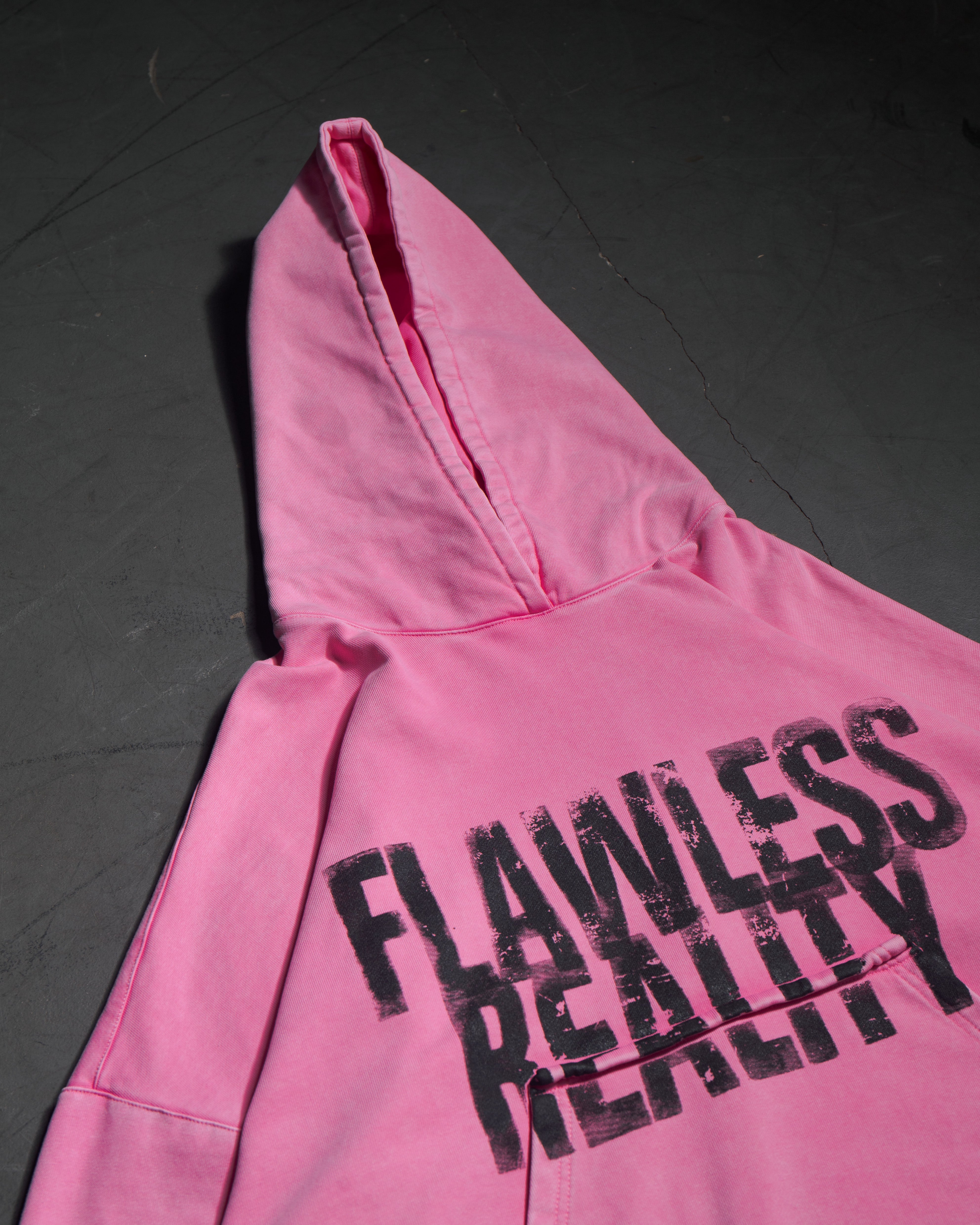 Washed hoodie "Flawless"