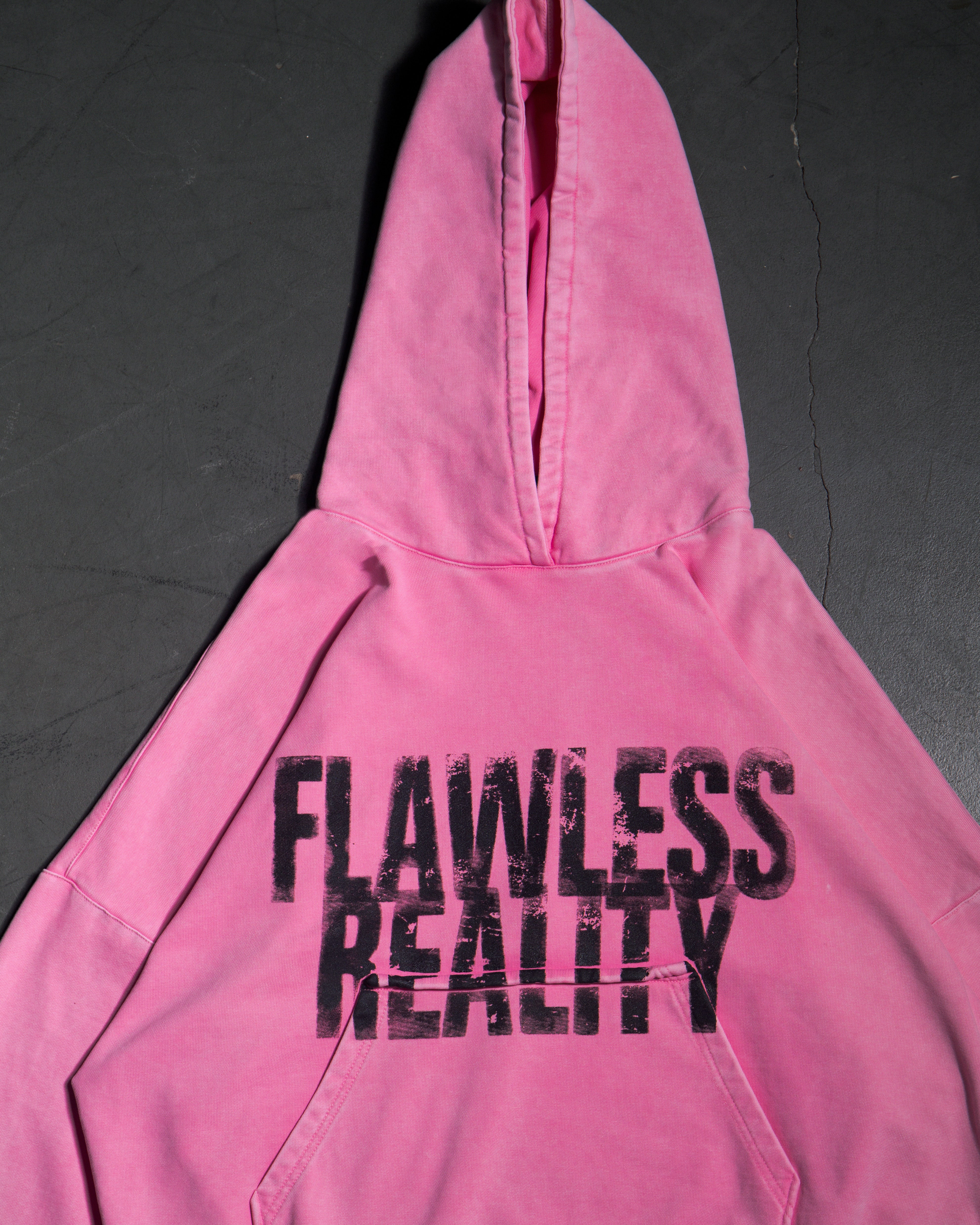 Washed hoodie "Flawless"