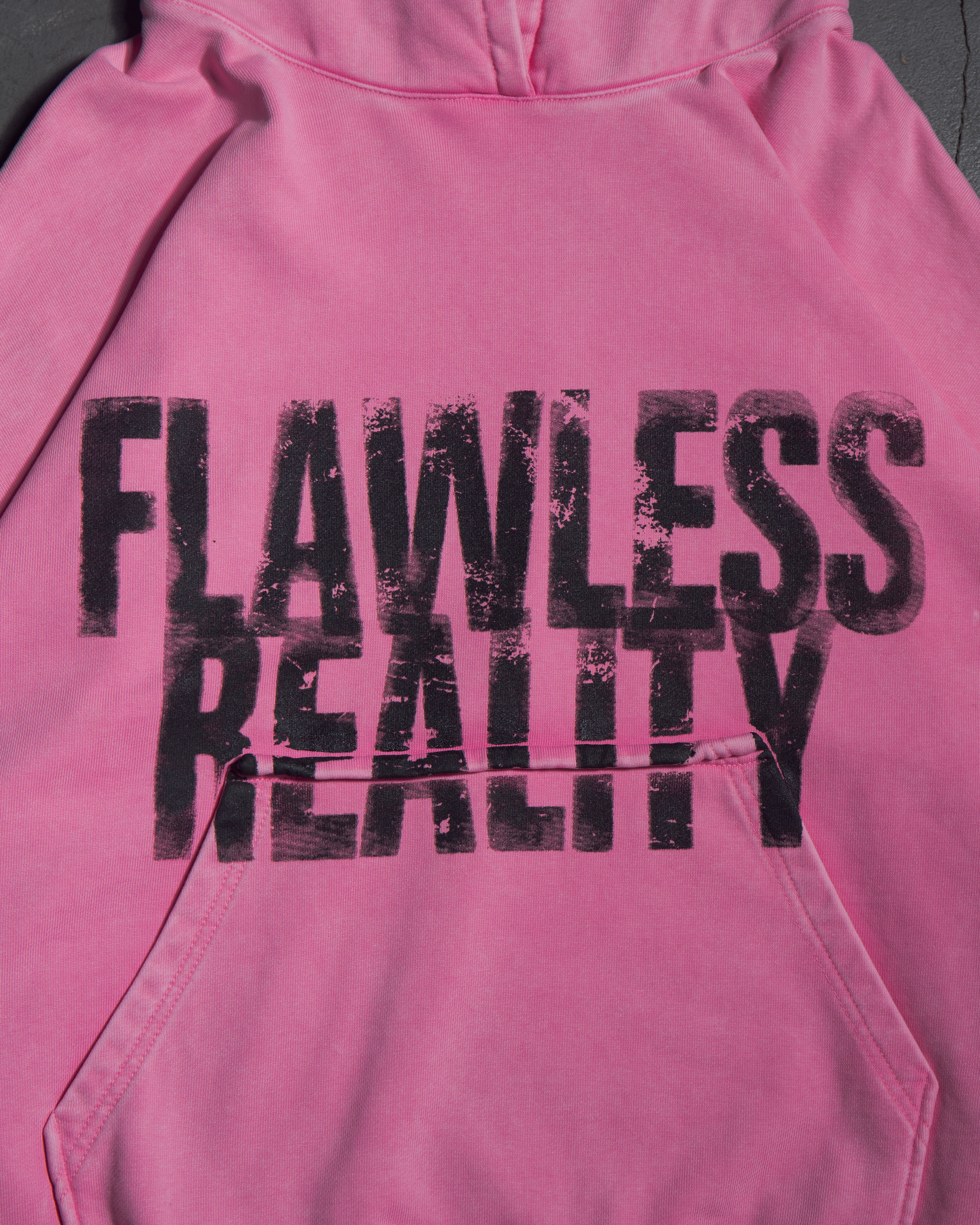 Washed hoodie "Flawless"